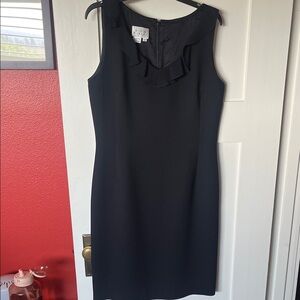 Elegant Black Midi Dress with Ruffle Detail